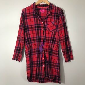 👗 Victoria’s Secret Plaid Flannel Sleep Shirt